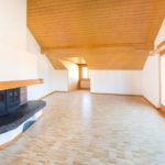 3.5 Zimmer-Attikawohnung im Dachgeschoss mit Cheminée renoviert [T30]