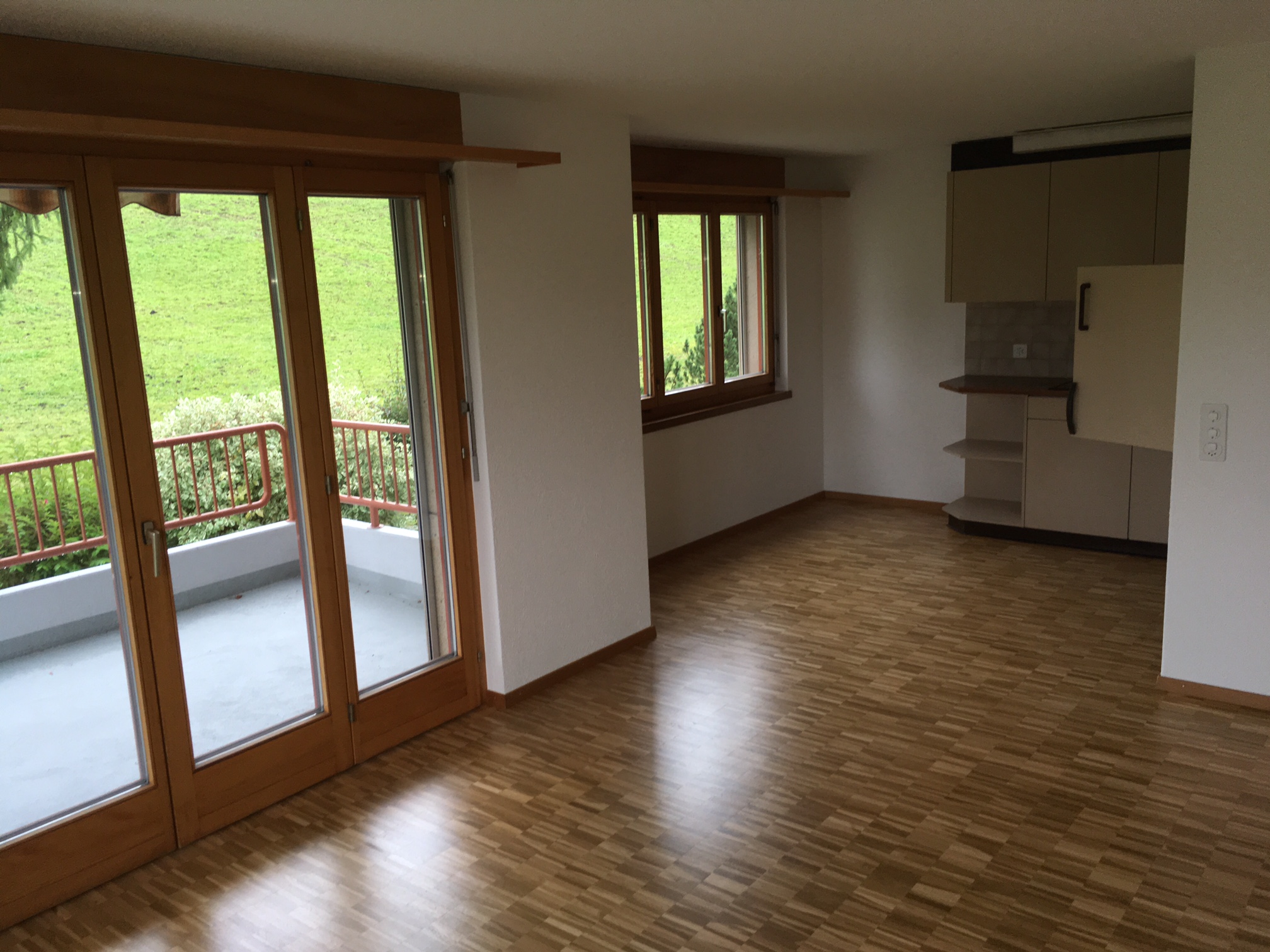 2.5 Zimmerwohnung im Erdgeschoss mit Gartensitzplatz[C3]